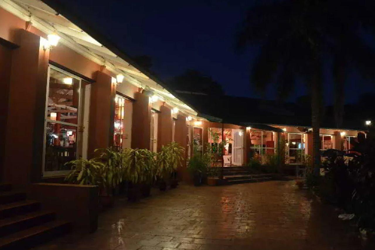 Iguazu Inn Hostel Puerto Iguazú Extérieur photo