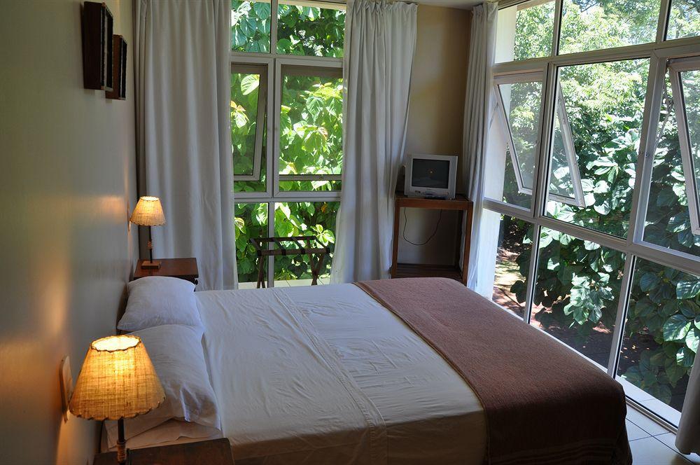 Iguazu Inn Hostel Puerto Iguazú Extérieur photo