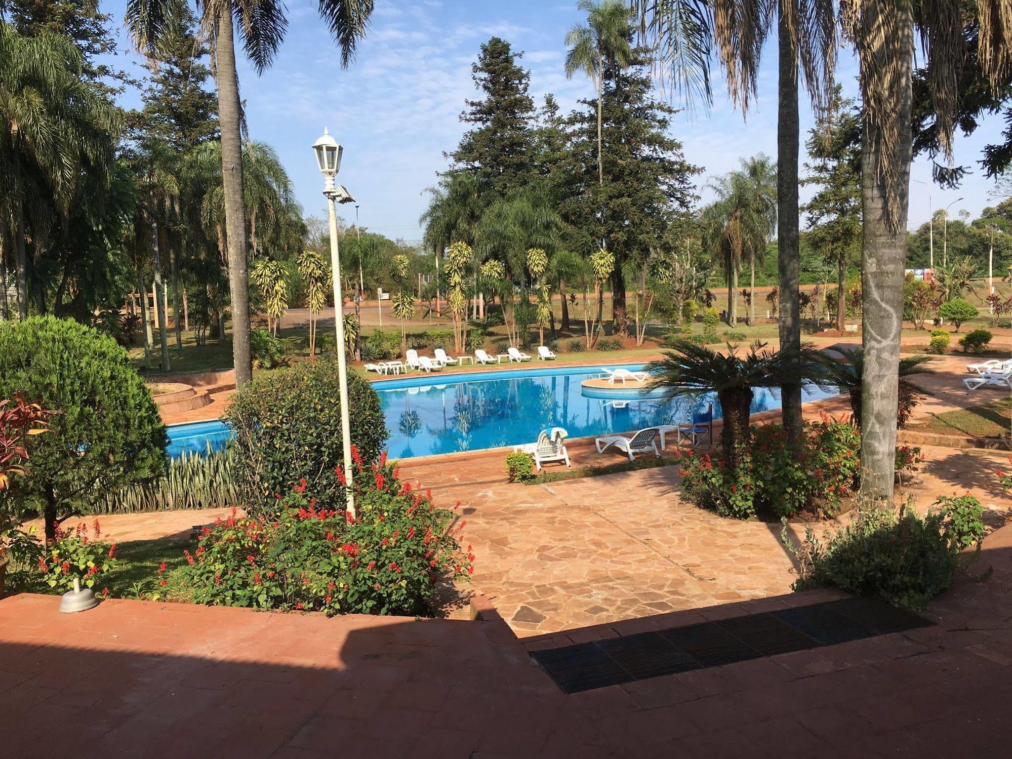 Iguazu Inn Hostel Puerto Iguazú Extérieur photo