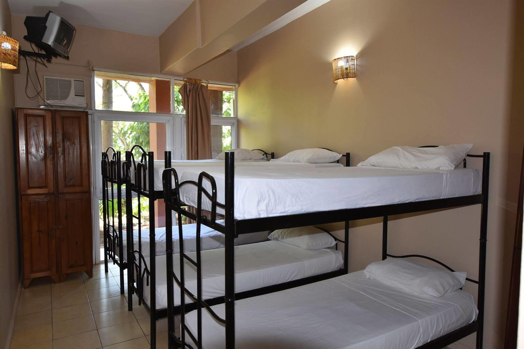 Iguazu Inn Hostel Puerto Iguazú Extérieur photo